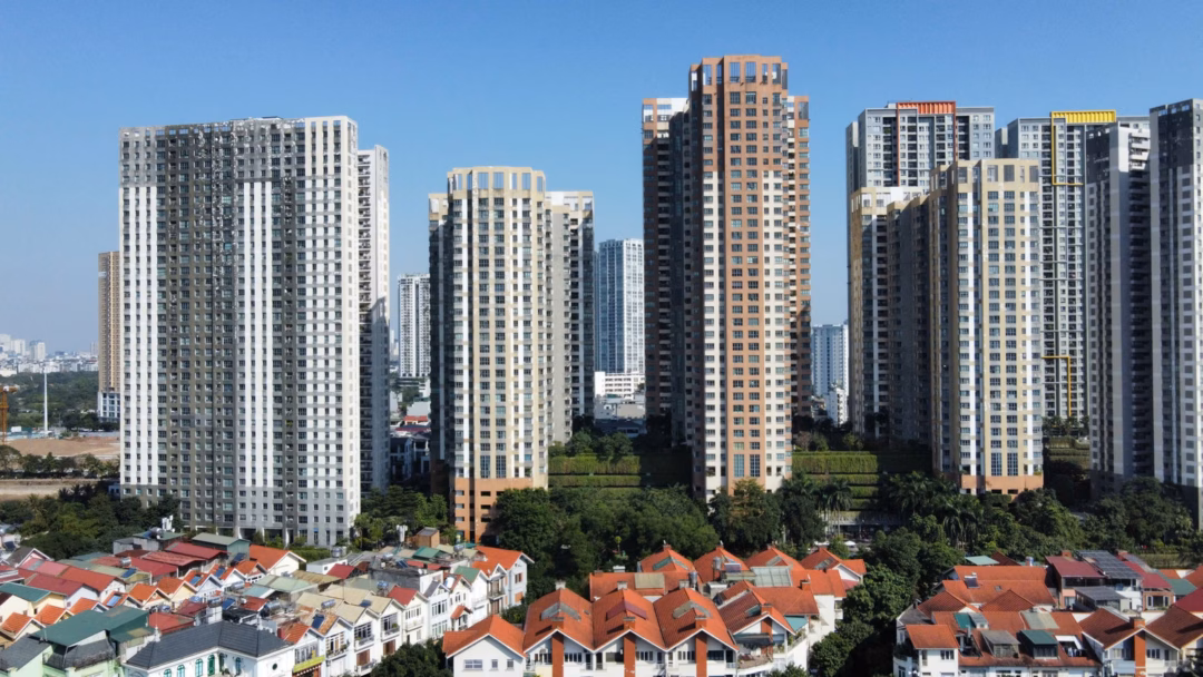 Nguồn cung nhà ở 2025 tăng mạnh, giá căn hộ vẫn ‘leo thang’