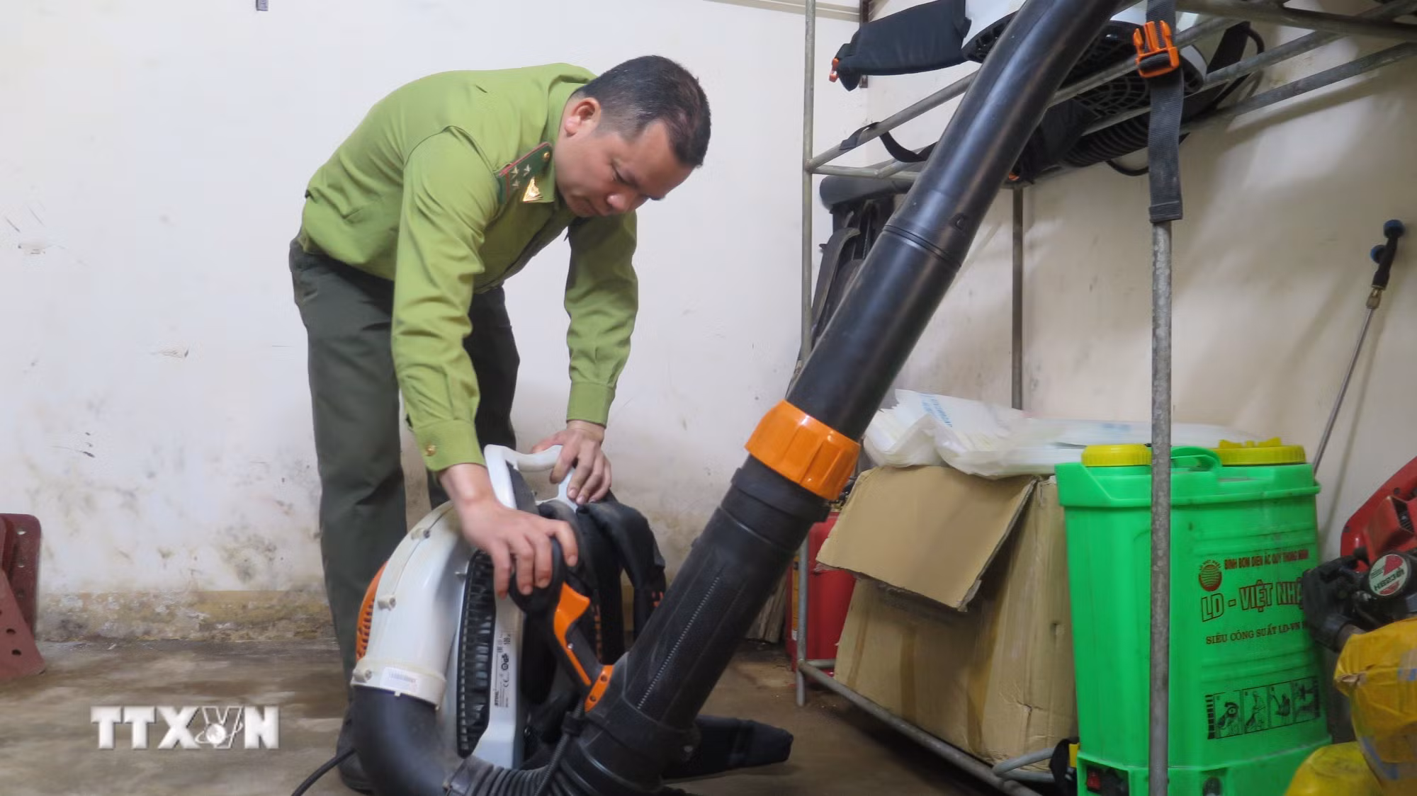 Chuẩn bị phương tiện chữa ch&aacute;y rừng tại L&agrave;o Cai