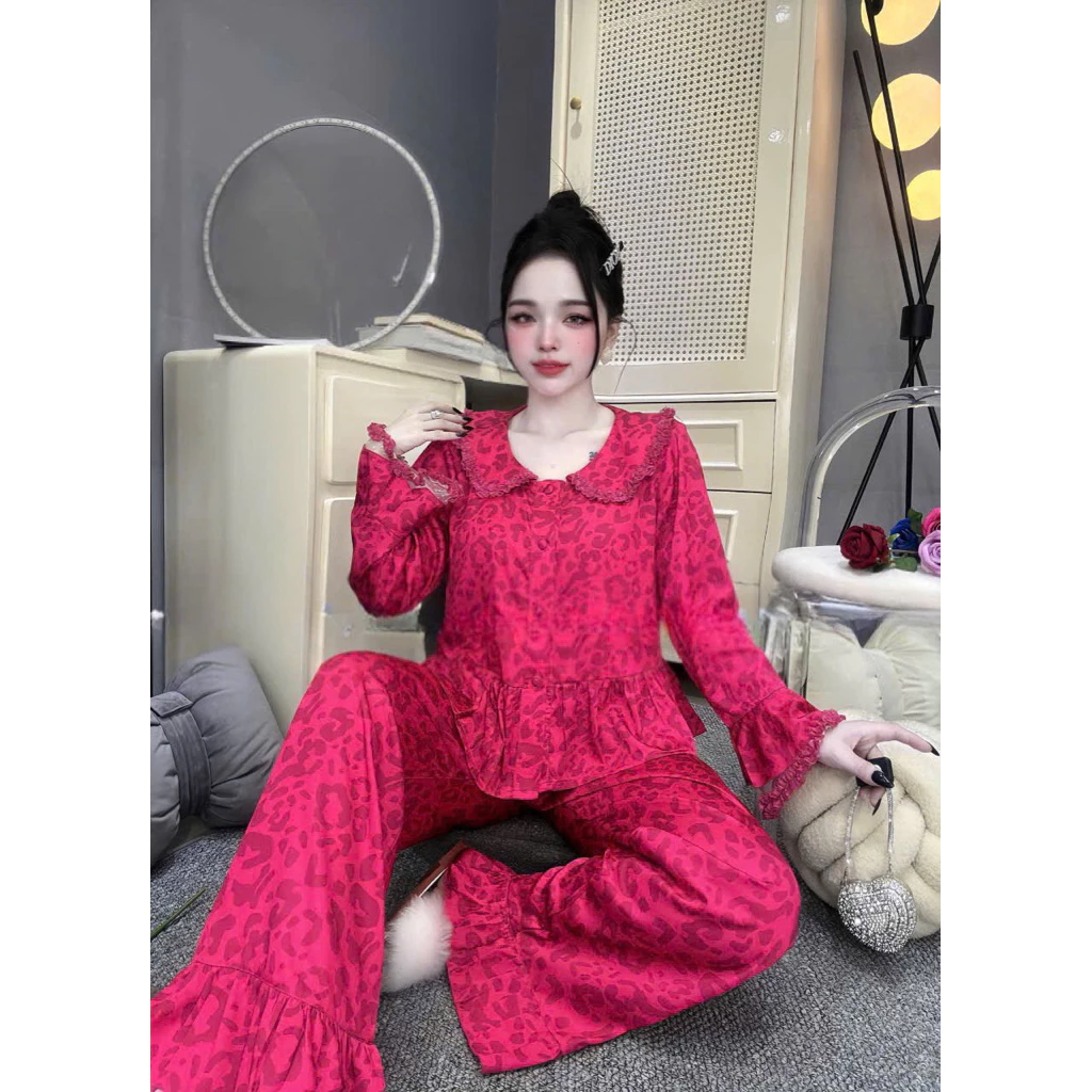 Khi áo lụa tay dài hứa hẹn mềm mại nhưng lại khiến người dùng phải cân nhắc nhiệt độ phòng