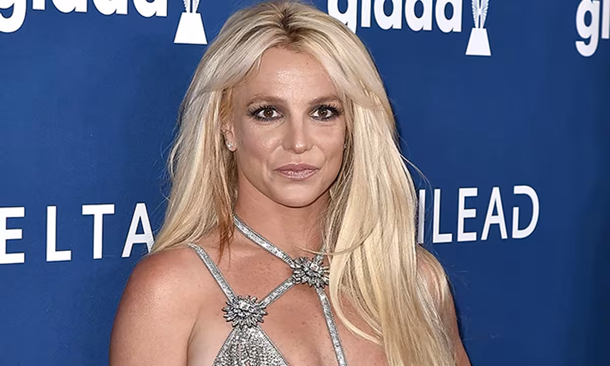 Britney Spears tự nguyện cai nghiện: Nỗ lực hồi phục sau biến cố