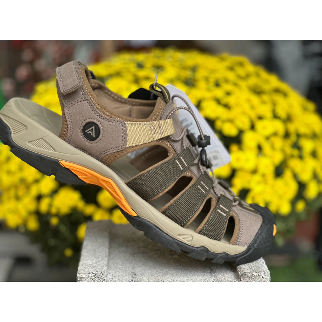 Làm thế nào để chọn giày leo núi phù hợp để tránh bị trượt ngã khi đi dã ngoại?