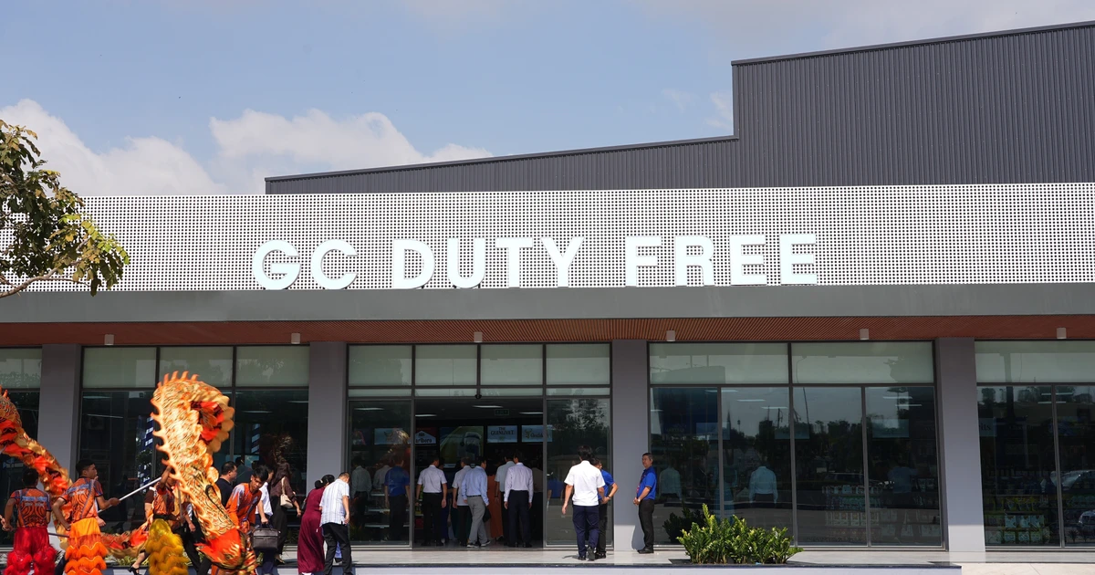 Bứt Phá Bán Lẻ: Chiến Lược Phát Triển Outlet Và Cửa Hàng Miễn Thuế