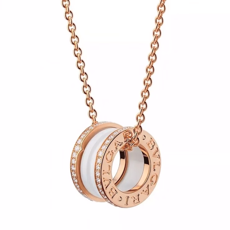 Lan Khu&ecirc; phối d&acirc;y chuyền B.zero1 v&agrave;ng hồng v&agrave; ceramic