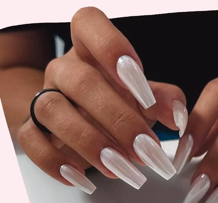 Mẫu m&oacute;ng Coffin sơn French sang trọng