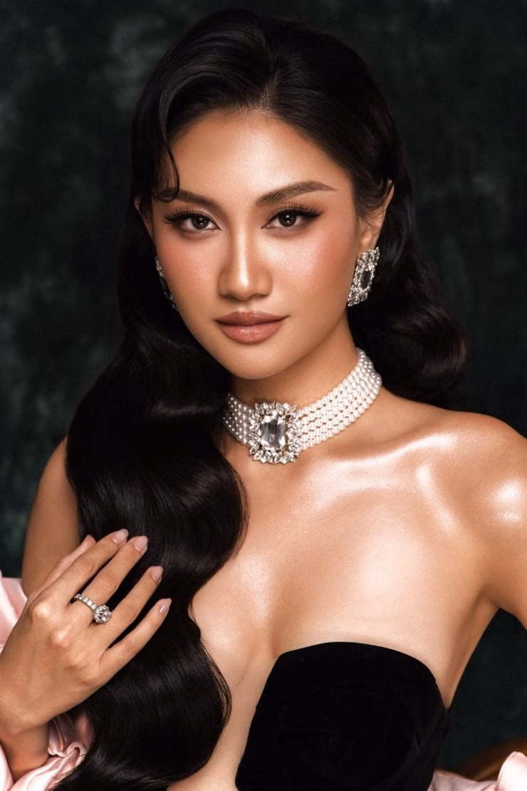 Nguyễn Hoàng Phương Linh Nguyễn Hoàng Phương Linh