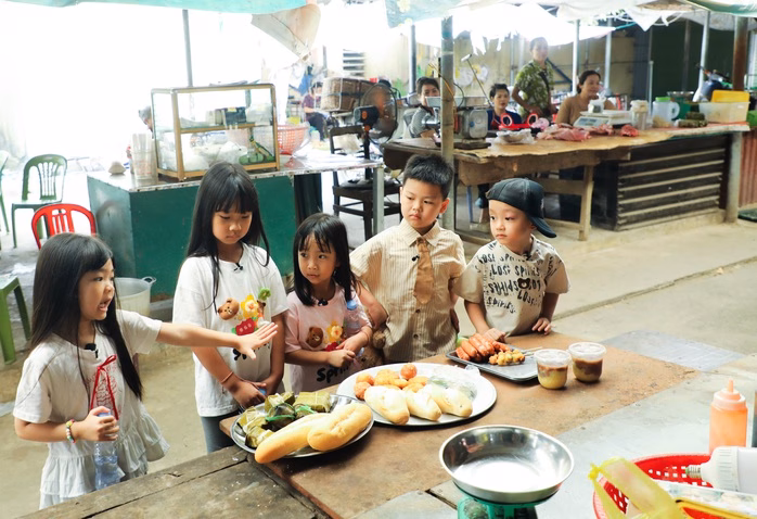 Diễn viên Duy Hưng dạy con phải Diễn viên Duy Hưng và Trung Ruồi dạy con - Ảnh1.
