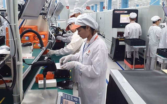 Quốc hội thông qua Luật Tiêu chuẩn và Quy chuẩn kỹ thuật sửa đổi. Quốc hội thông qua Luật Tiêu chuẩn và Quy chuẩn kỹ thuật sửa đổi.