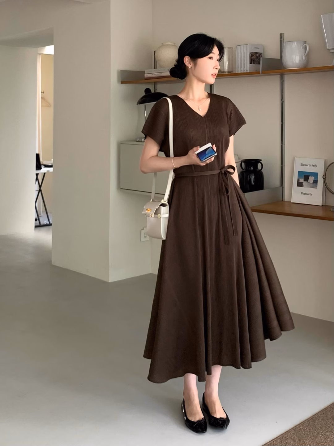 5 món đồ công sở giúp bạn ‘diện’ từ hè sang thu