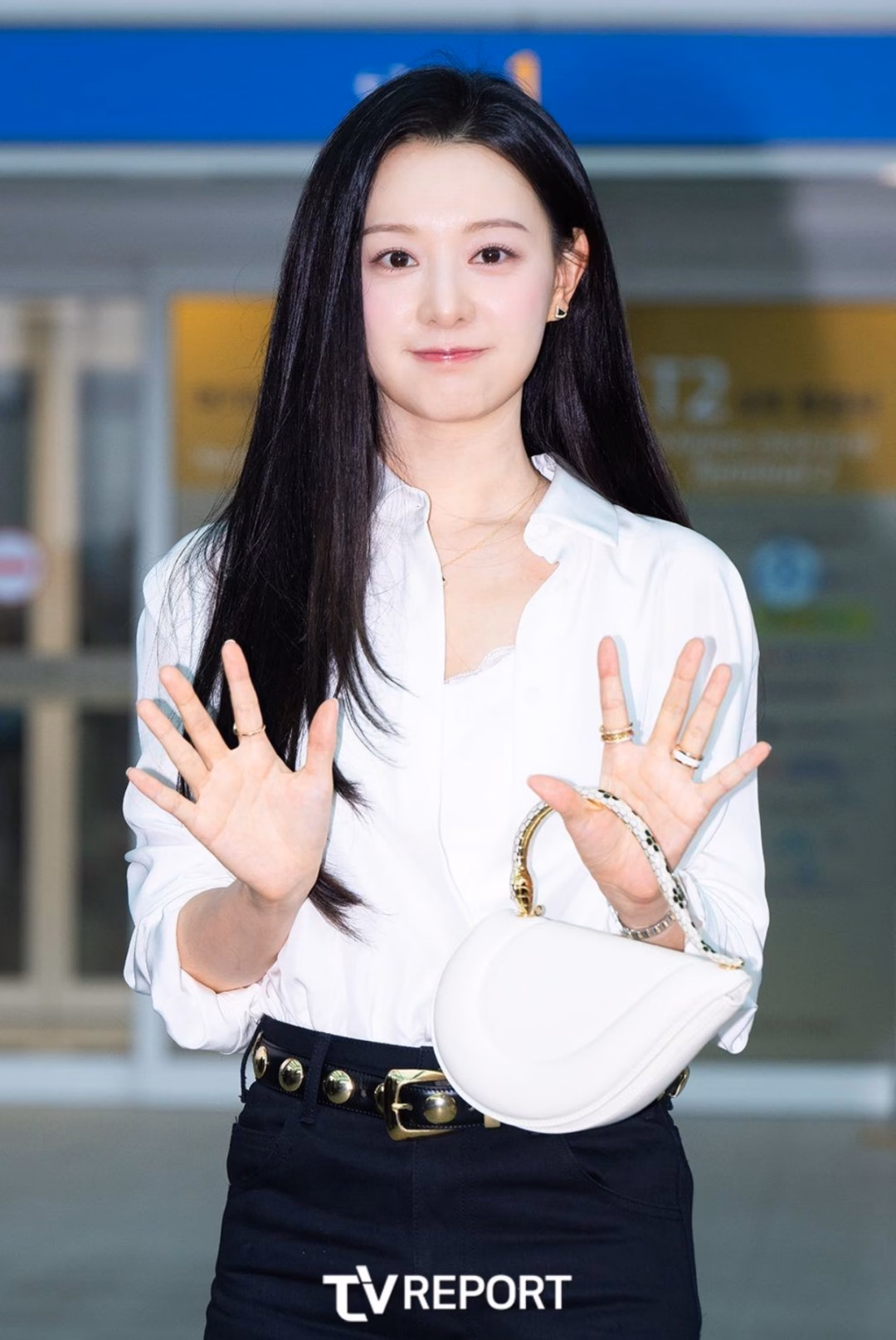 Bí quyết sở hữu làn da trắng mịn của nữ diễn viên Kim Ji Won