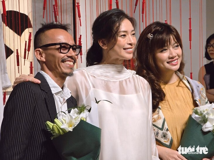 Hiền Thục khóc nhiều chưa từng có khi hát 'Nhật ký của mẹ', Ngô Thanh Vân cũng rưng rưng - Ảnh 6.