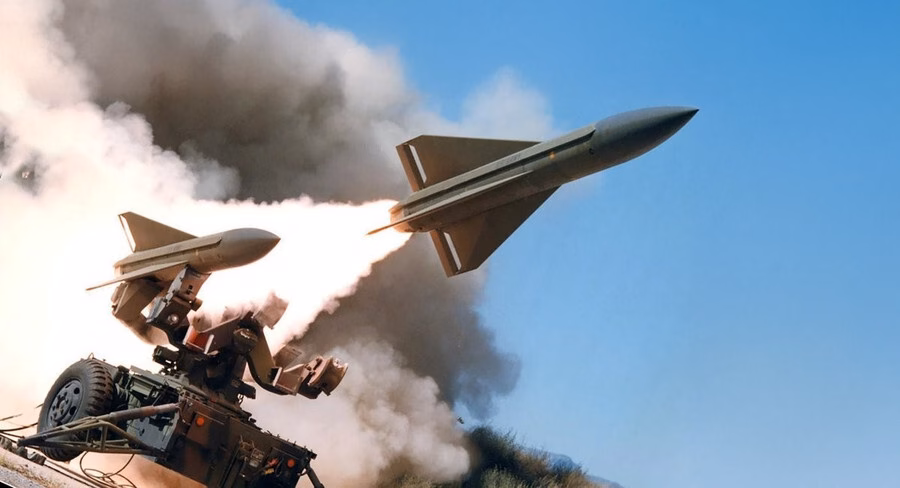 Tổ hợp phòng không MIM-23 HAWK Phase 3 là vũ khí khác lạc hậu.