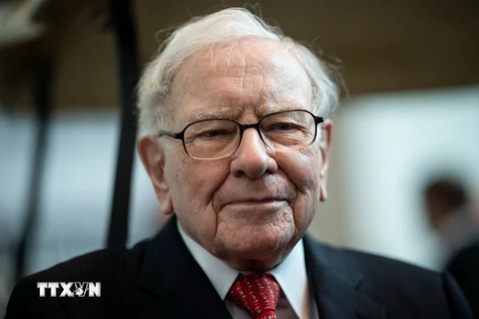 Tập đoàn Warren Buffett công bố lợi nhuận ròng giảm 59% trong quý 2 Tỷ phú Warren Buffett. (Ảnh: AFP/TTXVN)