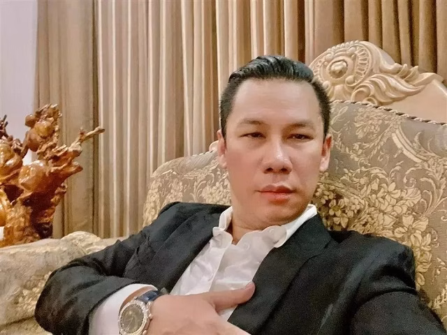 Doanh nhân Đức Huy