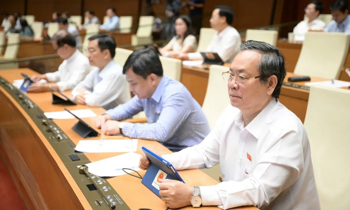 Đại biểu Quốc hội tại hội trường Diên Hồng Đại biểu Quốc hội tại hội trường Diên Hồng