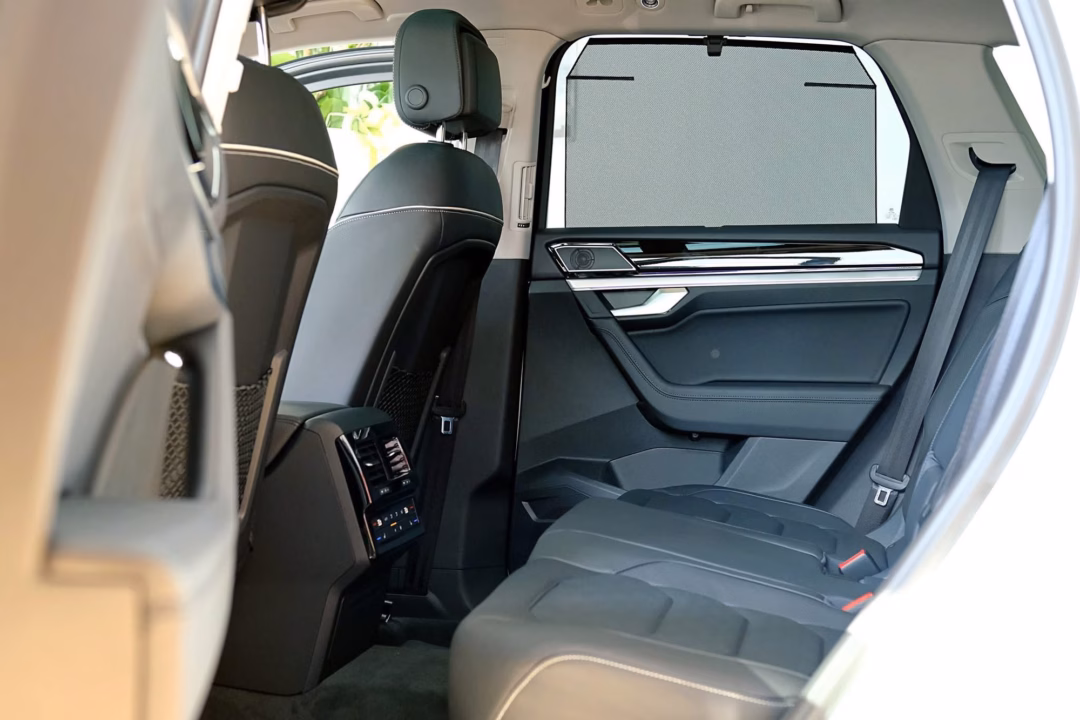 Volkswagen Touareg đang trải qua một đợt giảm giá chưa từng có tại Việt Nam, khiến nhiều người tiê Volkswagen Touareg đang trải qua một đợt giảm giá chưa từng có tại Việt Nam, khiến nhiều người tiê