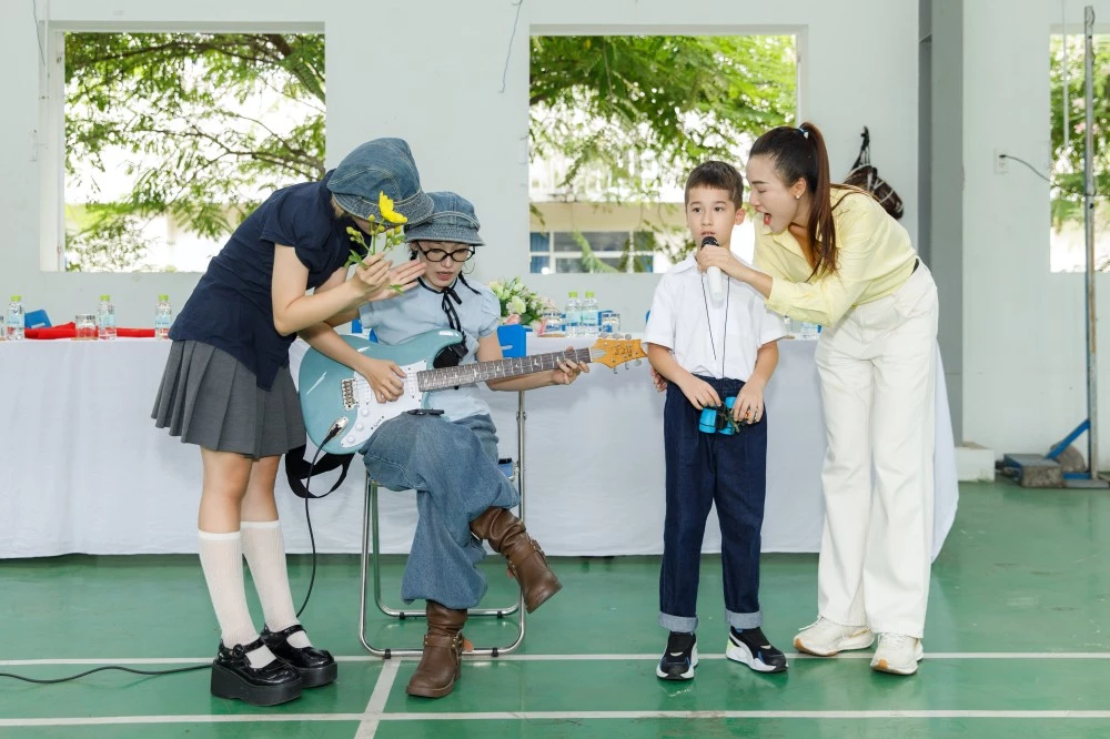 Sổ tay 'Sống một đời rực rỡ' Sổ tay 'Sống một đời rực rỡ'