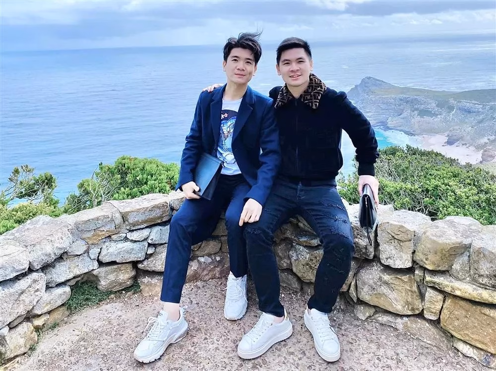 2 anh em Đỗ Vinh Quang - Đỗ Quang Vinh 2 anh em Đỗ Vinh Quang - Đỗ Quang Vinh