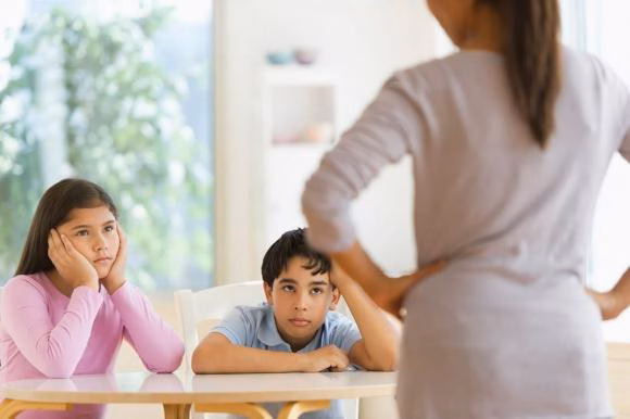 Hiện tượng tuổi 14 Trẻ tuổi 14 nổi loạn