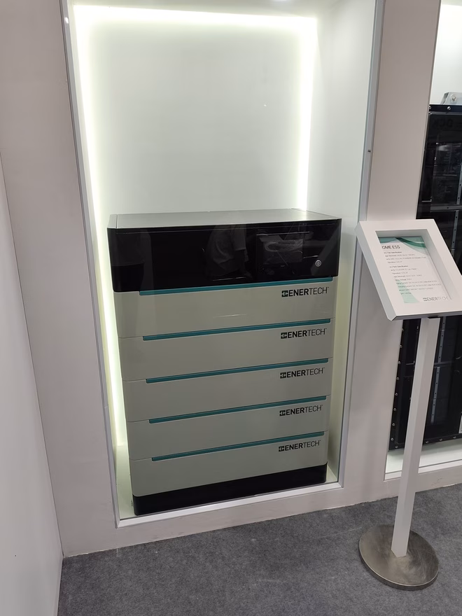 Sản phẩm EnerTech Các sản phẩm của EnerTech: Điện cực, module pin, cell pin, hệ thống lưu trữ điện năng tại gia đình.