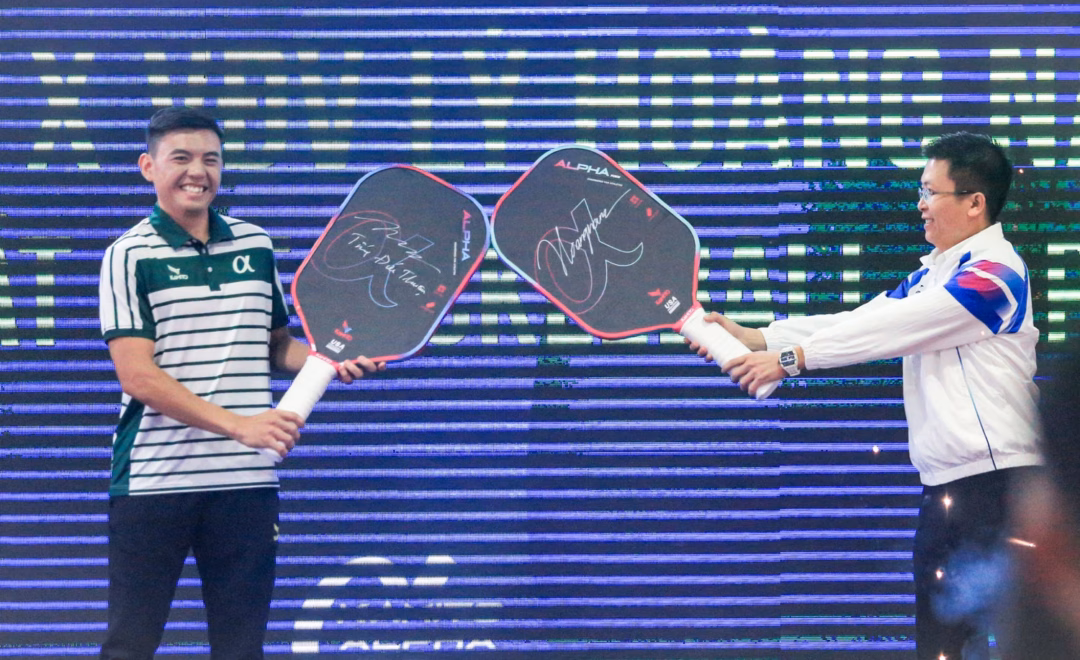 Lý Hoàng Nam ra mắt cây vợt pickleball Alpha