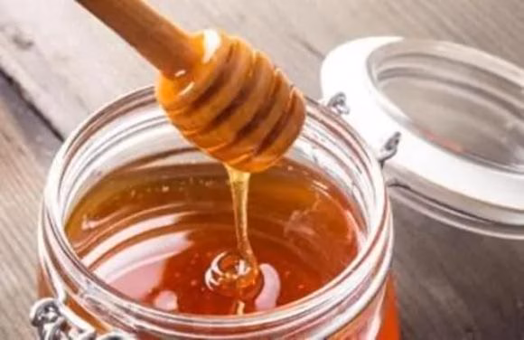 Uống nước mật ong Uống nước mật ong