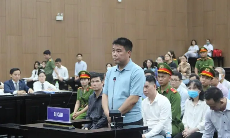 Bị cáo Nguyễn Văn Hậu Bị cáo Nguyễn Văn Hậu tại phiên tòa