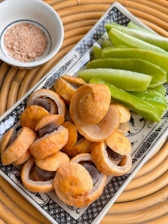 Phương Oanh thích ăn những món ăn chua Phương Oanh thích ăn những món ăn chua