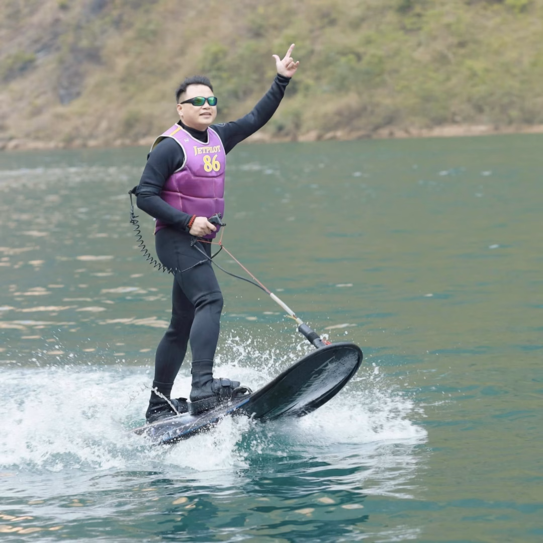 Shark Bình chăm tập thể thao Shark Bình chăm tập thể thao