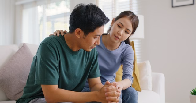 'Đẻ hay không do mình': Lời khẳng định của người chồng 'trưởng họ' khi đối mặt với áp lực gia đình - Ảnh1. 'Đẻ hay không do mình': Lời khẳng định của người chồng 'trưởng họ' khi đối mặt với áp lực gia đình - Ảnh1.