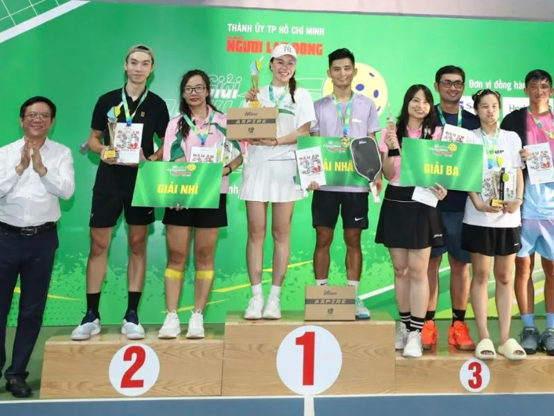Trà Ngọc Hằng tổ chức giải Pickleball KOOTORO2 Trà Ngọc Hằng tổ chức giải Pickleball KOOTORO2