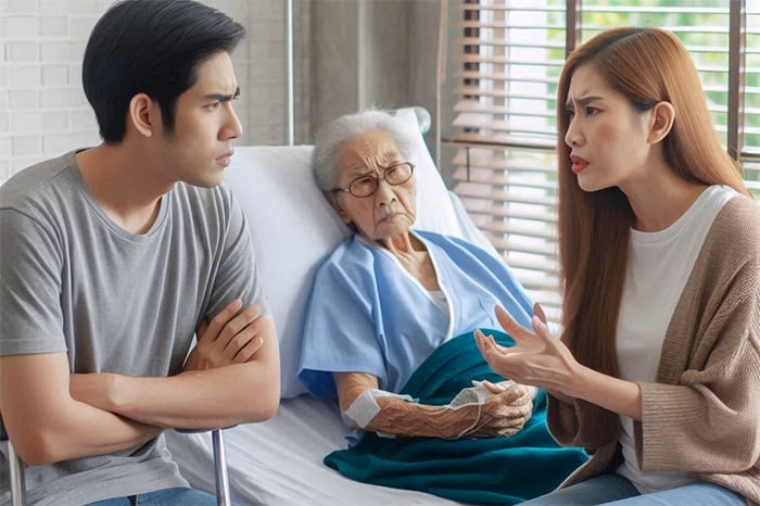 Chăm mẹ chồng nằm viện Vợ đòi thuê giúp việc chăm mẹ chồng nằm viện sau 7 ngày