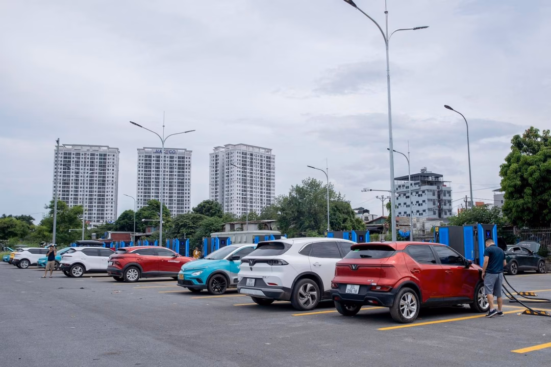 Trạm sạc siêu nhanh của VinFast tại Hà Nội Trạm sạc siêu nhanh của VinFast tại Hà Nội