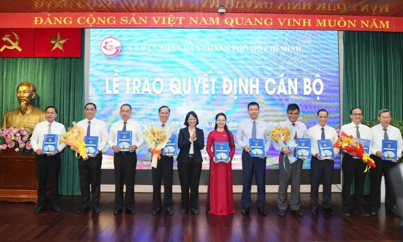 Lễ trao quyết định bổ nhiệm lãnh đạo các cơ quan báo chí Lễ trao quyết định bổ nhiệm lãnh đạo các cơ quan báo chí