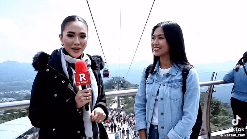 Cặp vợ chồng già bị lừa bởi video giả mạo về cáp treo