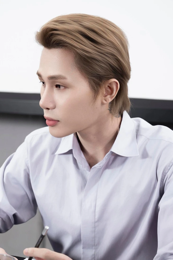 Jack: Từ giáo viên dạy nhạc đến ngôi sao Vpop Vẻ ngoài hiện tại của Jack được nhiều fan nhận xét là "đỉnh cao".