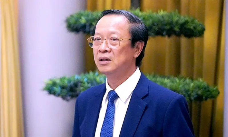 Thứ trưởng Bộ GD&ĐT Phạm Ngọc Thưởng