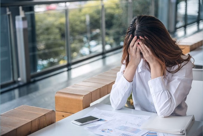 Tranh cãi, stress hay làm việc căng thẳng khi bụng đói có thể gây hại sức khỏe Tranh cãi, stress hay làm việc căng thẳng khi bụng đói có thể gây hại sức khỏe