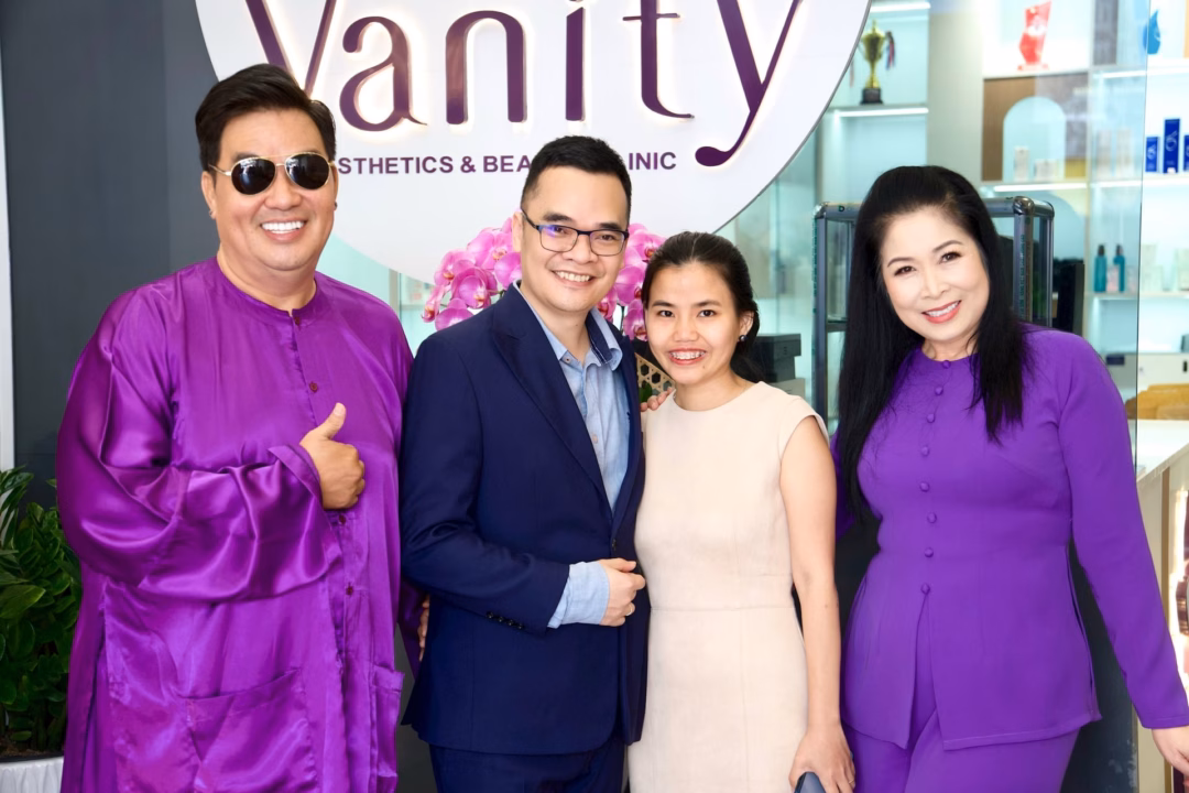 Rất nhiều nghệ sĩ, đặc biệt là những người quan tâm đến việc làm đẹp an toàn và giảm cân lành mạnh tại thẩm mỹ Vanity.