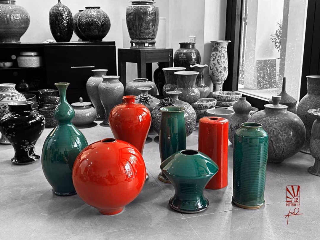 Số hóa làng gốm bằng công nghệ Các sản phẩm gốm của anh Nguyễn Minh Quang. Ảnh: Nguyễn Quang