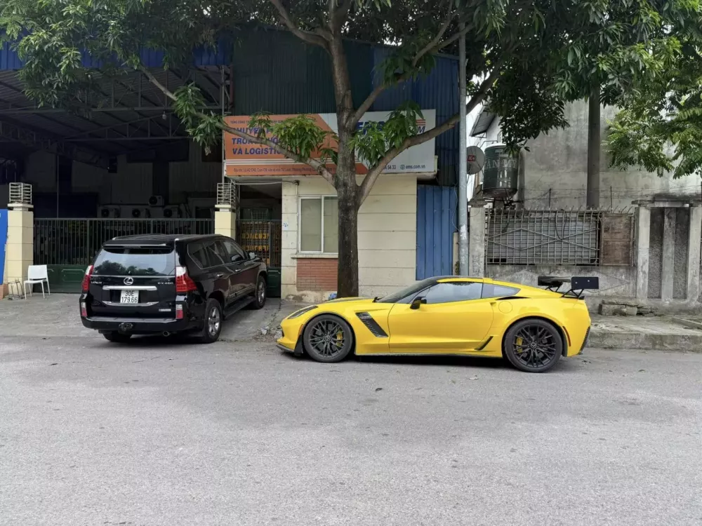 Siêu xe Chevrolet Corvette C7 độ cánh gió khổng lồ của đại gia Hà Nội Siêu xe Chevrolet Corvette C7 độ cánh gió khổng lồ của đại gia Hà Nội