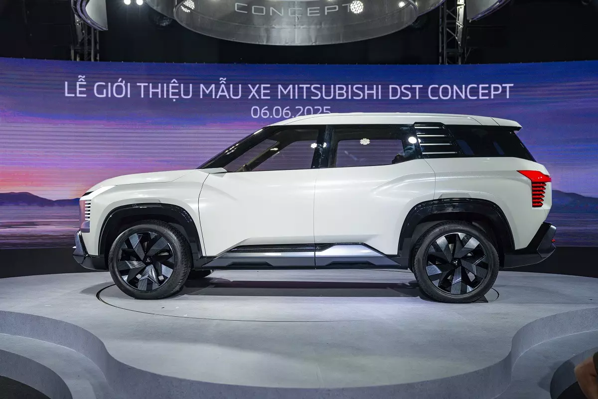 DST Concept được phát triển như một giải pháp SUV 7 chỗ sử dụng khung gầm liền khối (unibody) DST Concept được phát triển như một giải pháp SUV 7 chỗ sử dụng khung gầm liền khối (unibody)