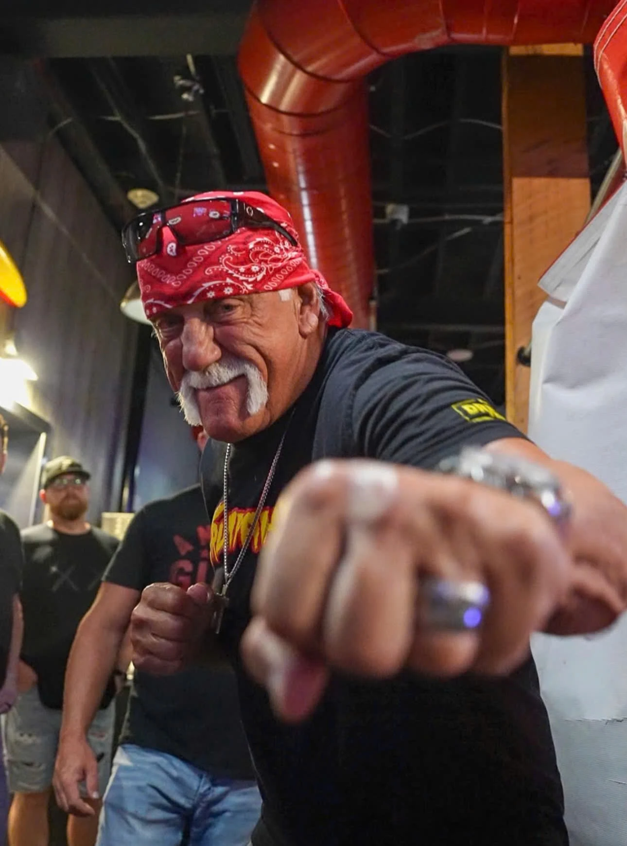 Hulk Hogan – Huyền thoại đấu vật chuyên nghiệp qua đời ở tuổi 71 huyền thoại đô vật, qua đời, tử vong ảnh 10
