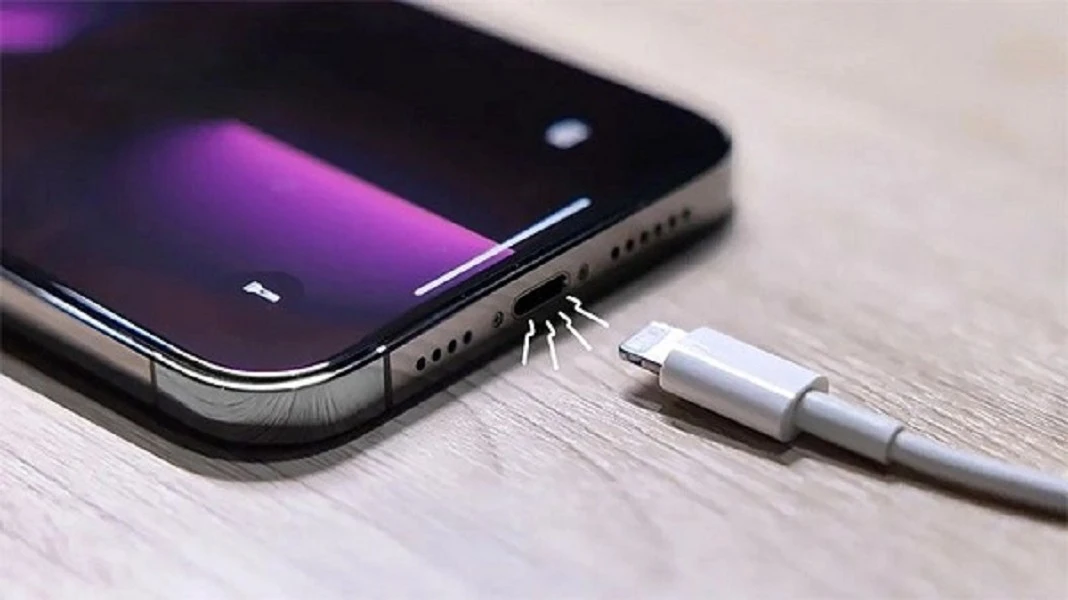 3 thói quen sạc pin điện thoại khiến bạn lỗ chục triệu đồng