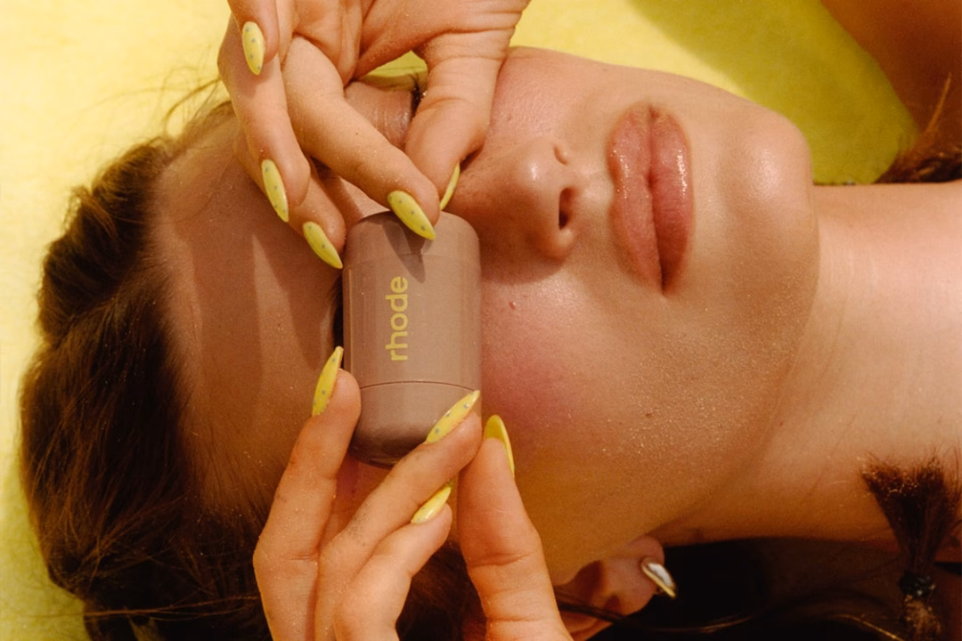 Selena Gomez ra mắt nước hoa mới với Rare Beauty Hailey Bieber Just Added Two New Shades to the Cult-Favorite Pocket Blush Lineup