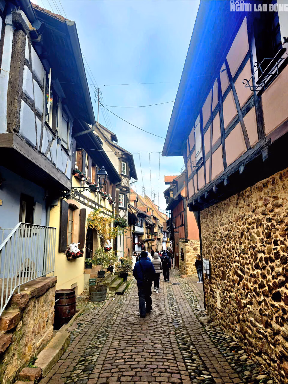 Eguisheim &ndash; L&agrave;ng v&ograve;ng tr&ograve;n với c&aacute;c ng&ocirc;i nh&agrave; nhiều m&agrave;u