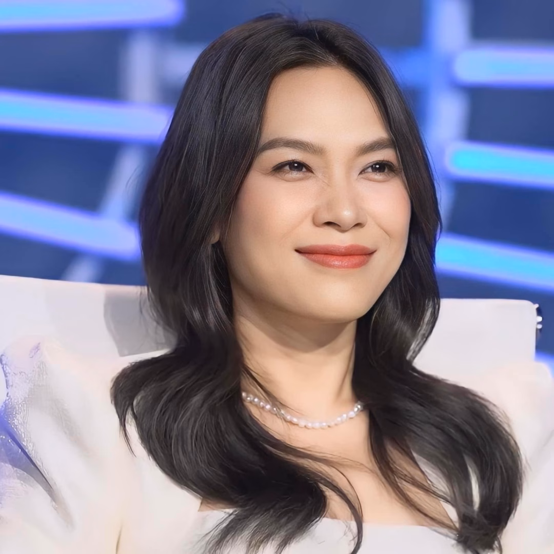 Mỹ Tâm khéo khoe 'gia tài' đồ sộ