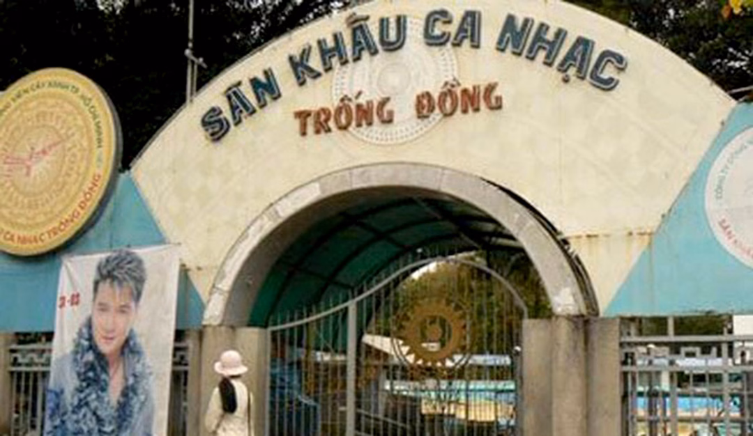 Sân khấu Trống Đồng