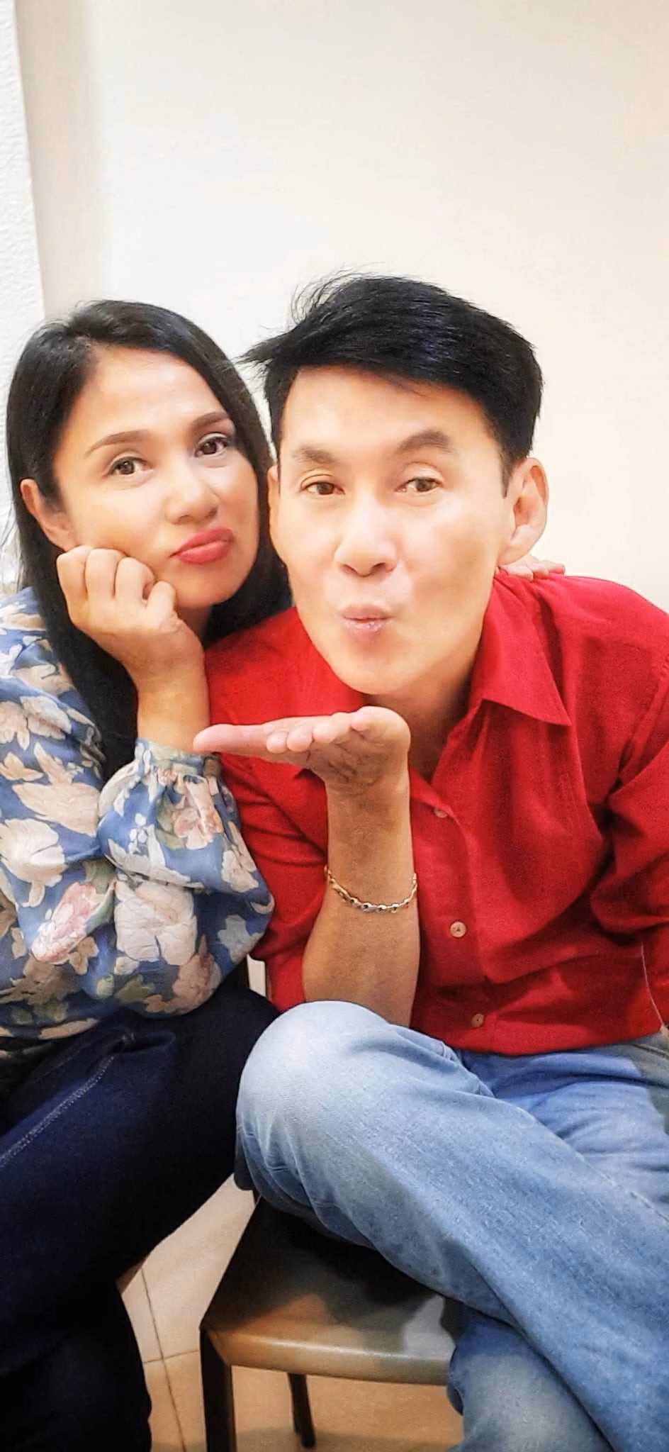 Việt Trinh ‘đổi đời’ sau 30 năm: Đi 12 nước trong 6 tháng, gặp Hoàng tử đại dương Đoan Trường