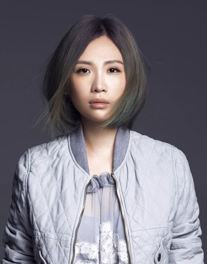 Ngụy Như Huyên phản ứng khi bị đồn tình ái với Ian Chen 21 tuổi Mỹ nhân 43 tuổi hẹn hò hồng hài nhi 21 tuổi, bị