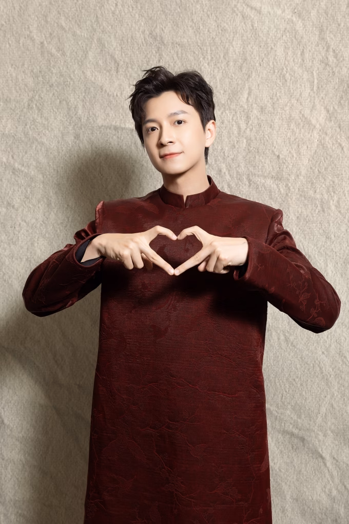 Ng&ocirc; Kiến Huy trong hậu trường thu &acirc;m Năm nay con ngựa